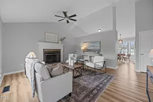 9704 Weathering Ct, Zebulon, NC 27597 - Photo 3