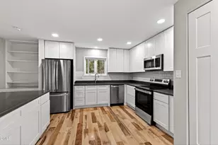 355 Tenney Cir, Chapel Hill, NC 27514 - Photo 11