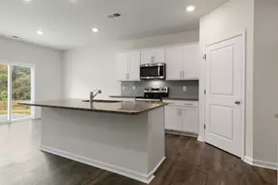 1453 Carisbrooke Dr, Mebane, NC 27302 - Photo 5