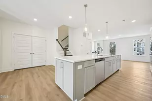 10904 Bayflower Wy, Raleigh, NC 27617 - Photo 9