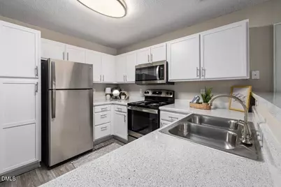 215 William Penn Plaza #2br W/ S, Durham, NC 27704 - Photo 5