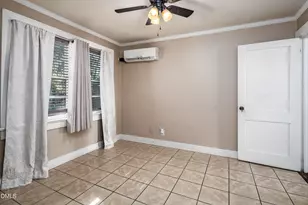 1409 W 6th St, Greenville, NC 27834 - Photo 17