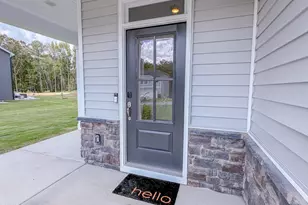 146 Eagle Rock Dr, Lillington, NC 27546 - Photo 3