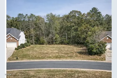 204 Helmsdale Drive, Chapel Hill, NC 27517 - Photo 3