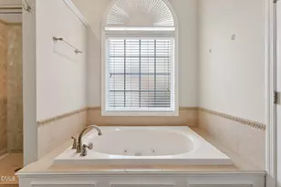 360 Kimberwicke Dr, Fayetteville, NC 28311 - Photo 35