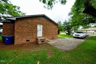 712 Boston Ave, Washington, NC 27889 - Photo 25