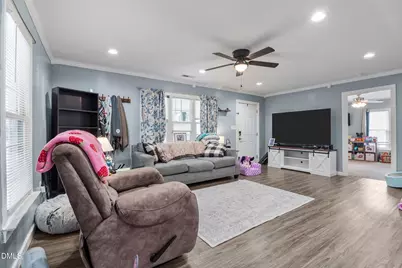 409 S Alford Avenue, Kenly, NC 27542 - Photo 25