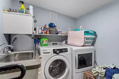 409 S Alford Avenue, Kenly, NC 27542 - Photo 33