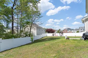 3304 Mackinac Island Ln, Raleigh, NC 27610 - Photo 27