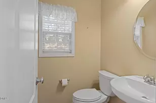 210 Chateau Pl, Chapel Hill, NC 27516 - Photo 21