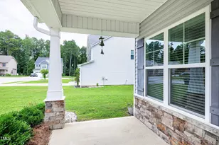 33 Azul Dr, Clayton, NC 27520 - Photo 5