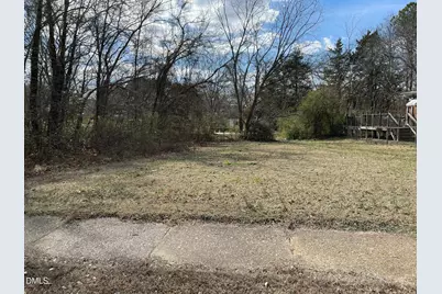 375 W Rockspring Street, Henderson, NC 27536 - Photo 5