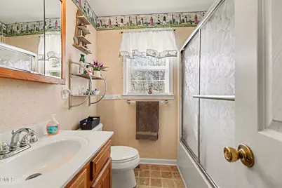 318 Lakeside Avenue, Burlington, NC 27217 - Photo 11