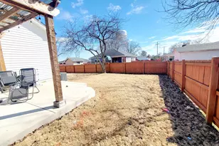 573 N O'Neil St, Clayton, NC 27520 - Photo 27