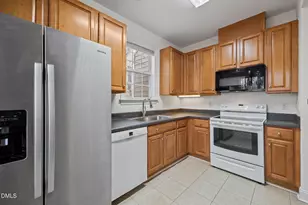 1114 Arborgate Cir, Chapel Hill, NC 27514 - Photo 5