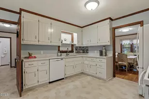 8421 Crowder Rd, Raleigh, NC 27603 - Photo 13