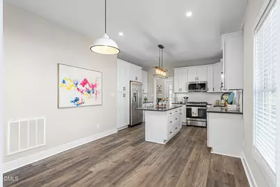 608 E Oakwood Street, Mebane, NC 27302 - Photo 9