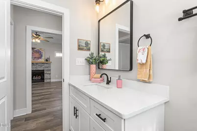 608 E Oakwood Street, Mebane, NC 27302 - Photo 27