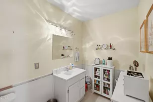 101 Hedgerow Ct, Cary, NC 27513 - Photo 21