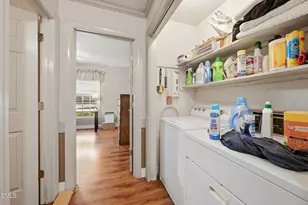 101 Hedgerow Ct, Cary, NC 27513 - Photo 13