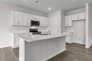 3069 Platinum Cir, West End, NC 27376 - Photo 5