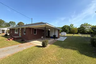 110 Linda St, Princeton, NC 27569 - Photo 3