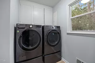 1001 Wilshire Dr, Cary, NC 27511 - Photo 17