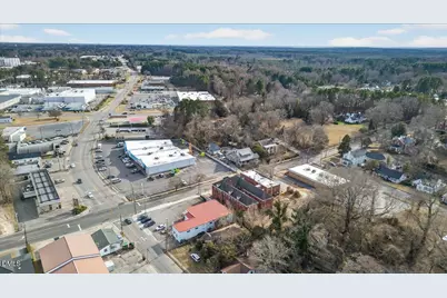 1010 S Garnett Street, Henderson, NC 27536 - Photo 1