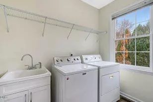 103 Springberry Ct, Cary, NC 27518 - Photo 17