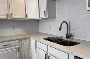 200 W Westbury Dr, Oxford, NC 27565 - Photo 17