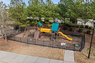 4033 Robious Ct, Cary, NC 27519 - Photo 29