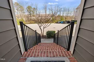 4033 Robious Ct, Cary, NC 27519 - Photo 5