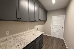 106 Tee Dr, Selma, NC 27576 - Photo 5