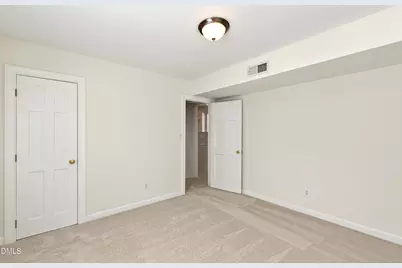 1001 Pebblebrook Drive, Raleigh, NC 27609 - Photo 27