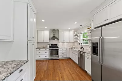 1001 Pebblebrook Drive, Raleigh, NC 27609 - Photo 17