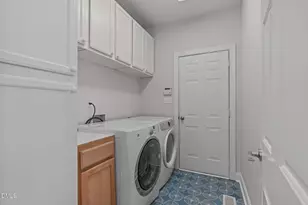 813 Carpenter Town Ln, Cary, NC 27519 - Photo 25