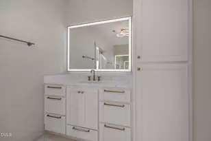 208 Radio Island Rd, Morehead City, NC 28557 - Photo 29