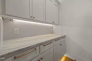 208 Radio Island Rd, Morehead City, NC 28557 - Photo 15