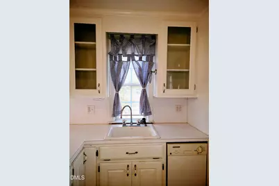 1400 Roslyn Drive #Unit 16a, Burlington, NC 27215 - Photo 5