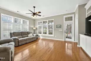 6117 Leesburg Ln, Raleigh, NC 27617 - Photo 11