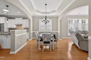 6117 Leesburg Ln, Raleigh, NC 27617 - Photo 5