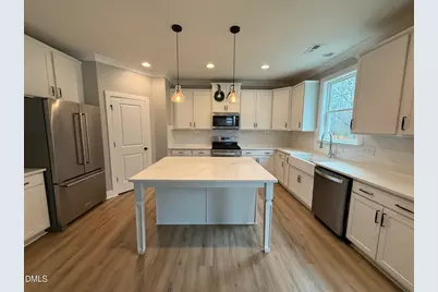 340 Avery Glenn Way, Fuquay-Varina, NC 27526 - Photo 9