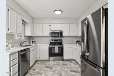 18 Syracuse Place, Durham, NC 27704 - Photo 11