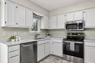 18 Syracuse Pl, Durham, NC 27704 - Photo 15