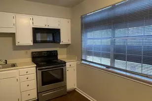 1404 Manteo St, Durham, NC 27701 - Photo 3