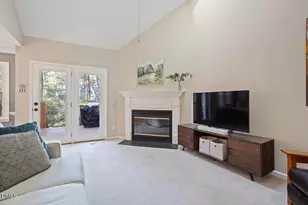 1008 Oak Lake Ct, Raleigh, NC 27606 - Photo 9