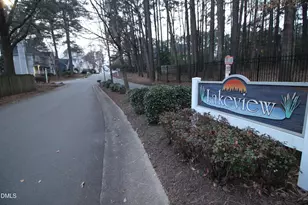 1008 Oak Lake Ct, Raleigh, NC 27606 - Photo 31