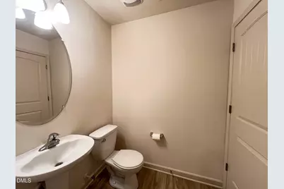 18 Rochambeau Court, Durham, NC 27704 - Photo 7