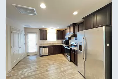 18 Rochambeau Court, Durham, NC 27704 - Photo 3