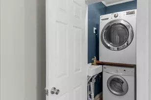 248 Orville St, Henderson, NC 27536 - Photo 15